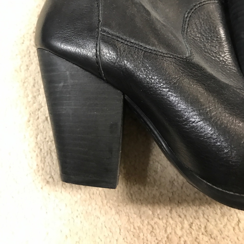Boots - Picture 5 of 5